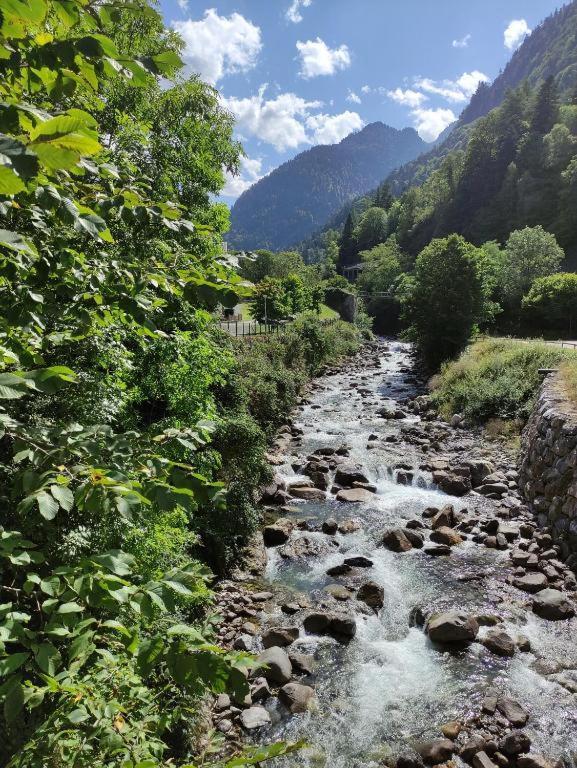 Ceriflor-Le Vignemale Appartement Cauterets Buitenkant foto